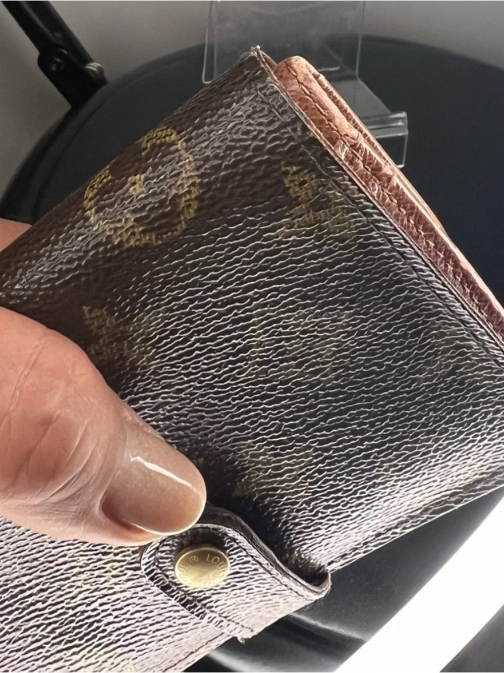Louis Vuitton Monogram Vintage Kisslock Wallet